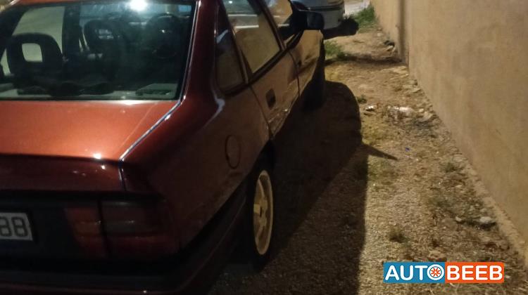 Opel Vectra 1992