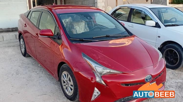 تويوتا بريوس 2017