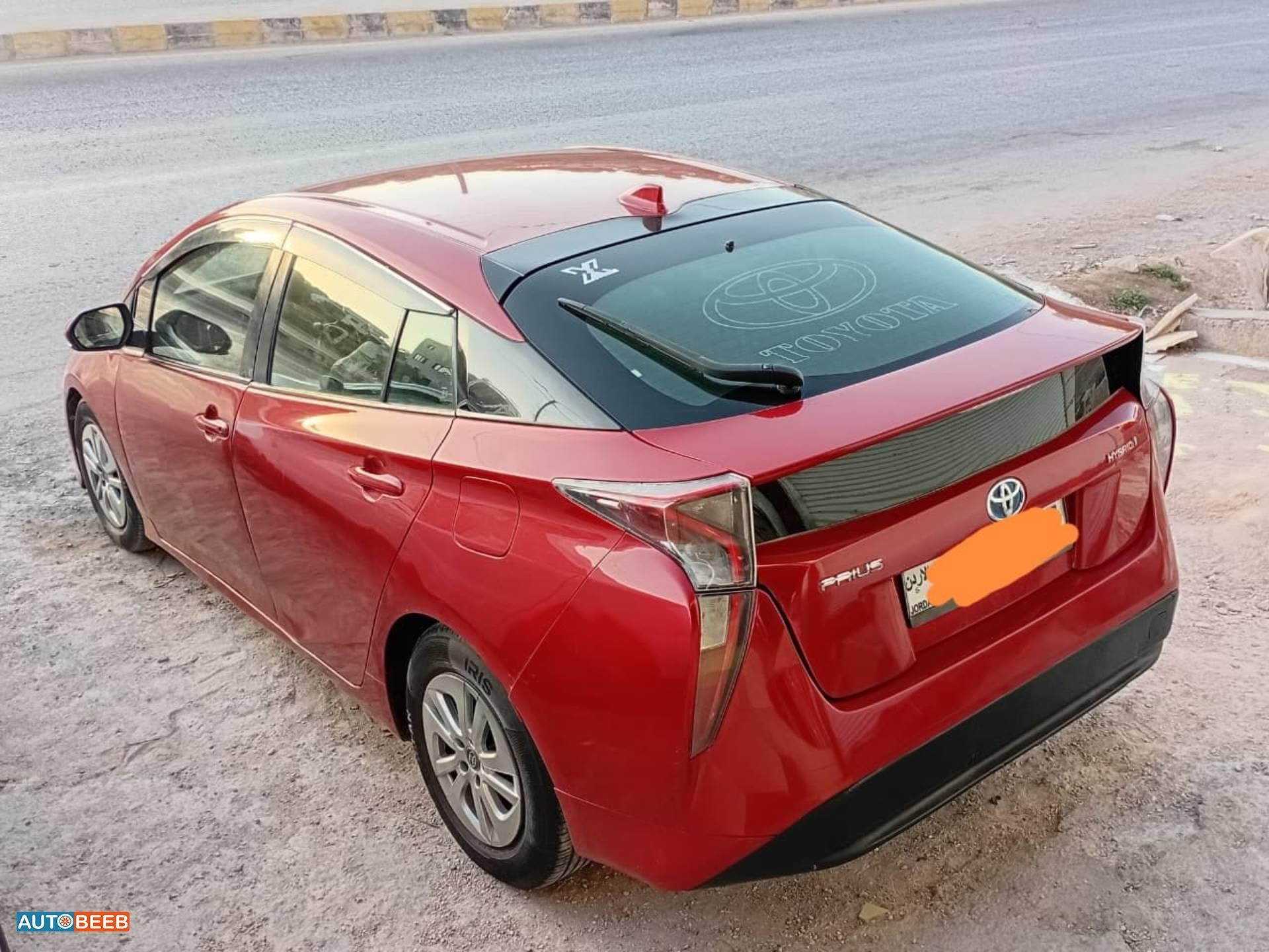 تويوتا بريوس 2017