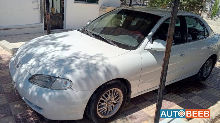 هيونداي افانتي 1995