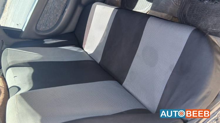 كيا سيفيا 1997