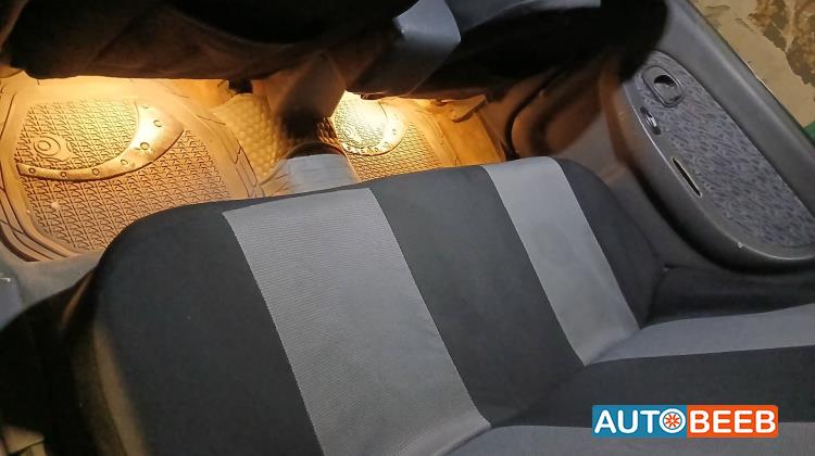 كيا سيفيا 1997