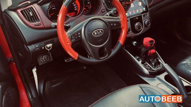 كيا فورتي 2010