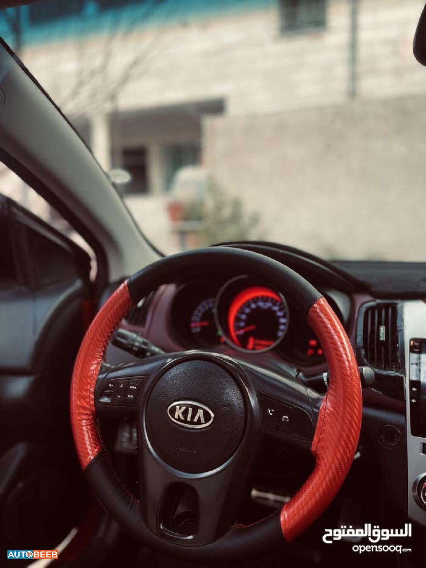 كيا فورتي 2010