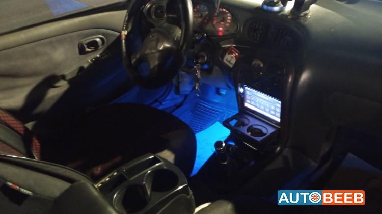 هيونداي افانتي 1998