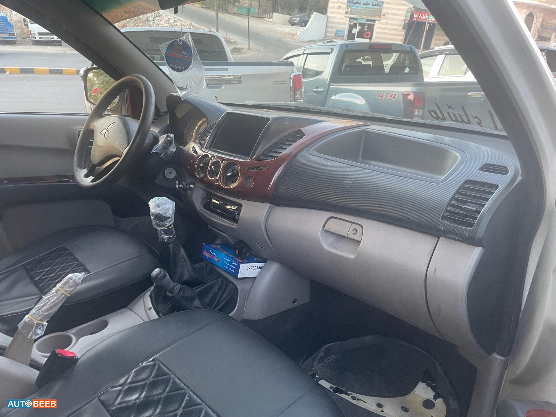 ميتسوبيشي L200 2009