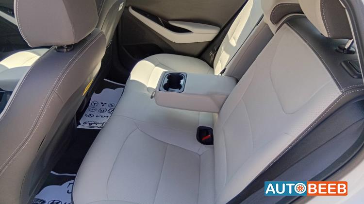 هيونداي ايونيك 2022