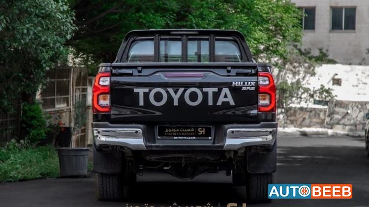 Toyota Hilux 2024