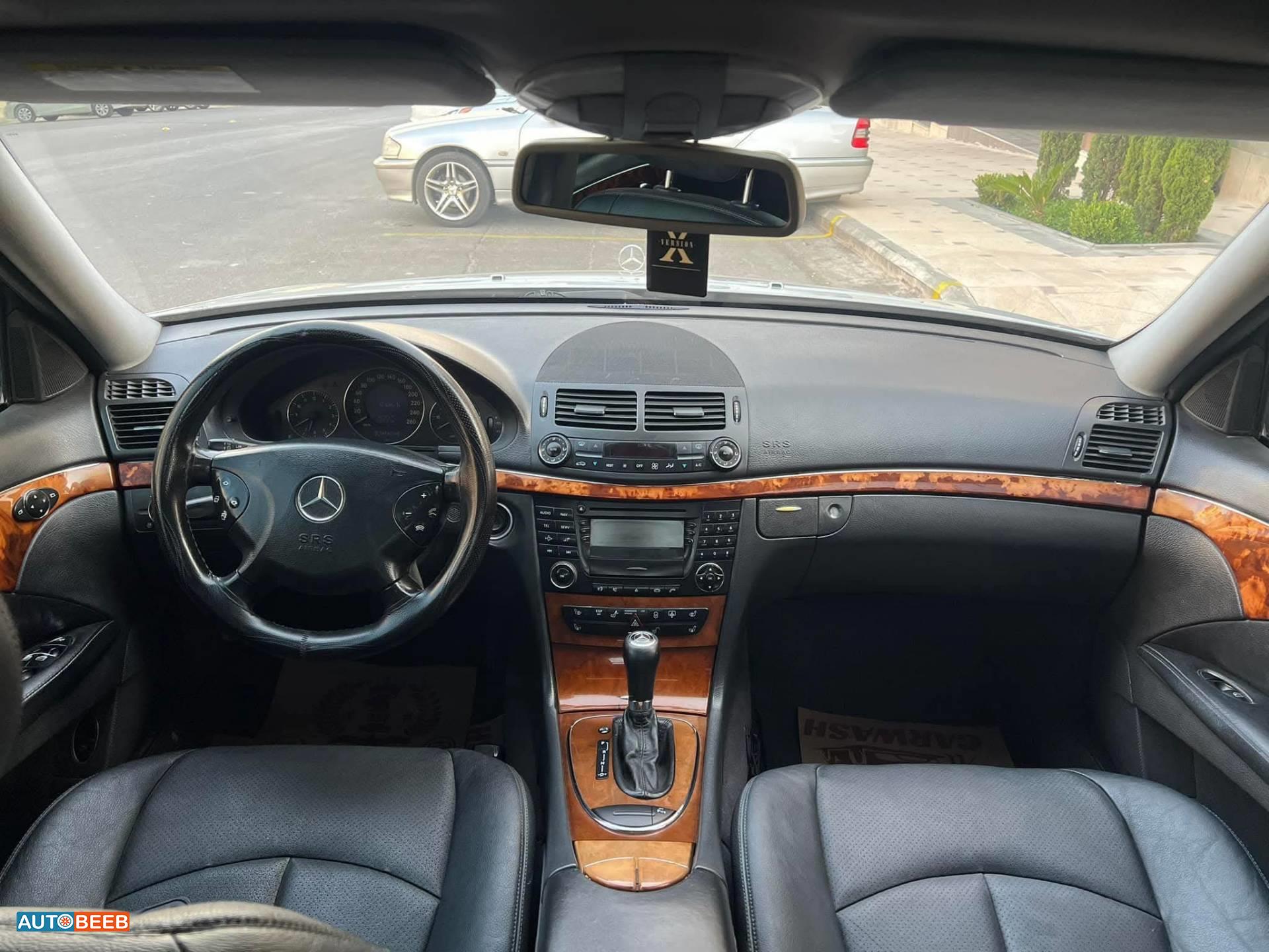 Mercedes Benz E200 2003
