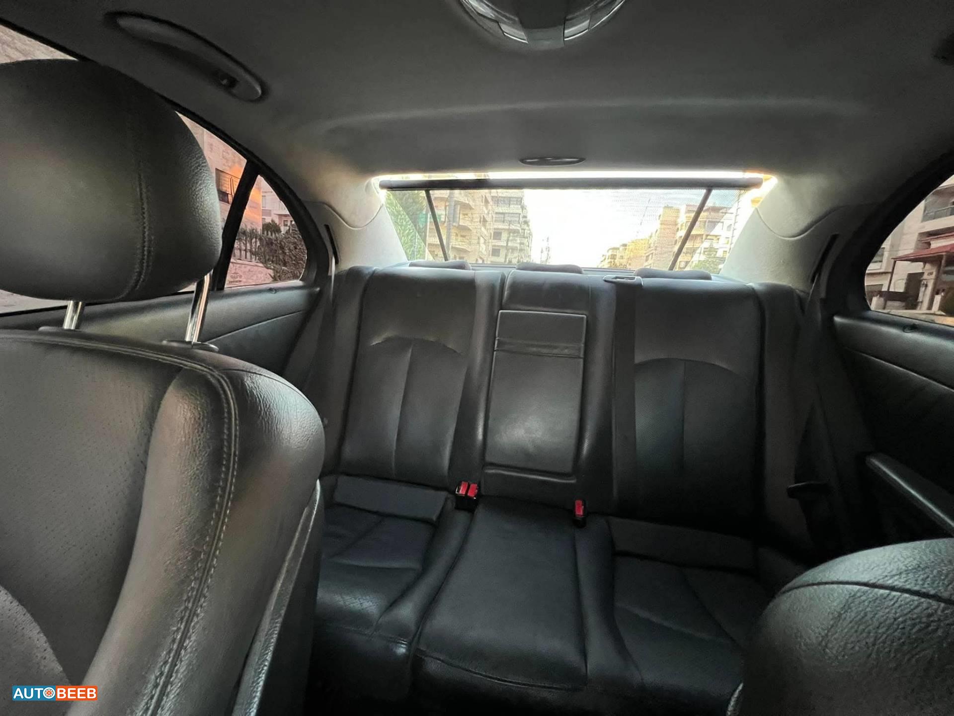 Mercedes Benz E200 2003