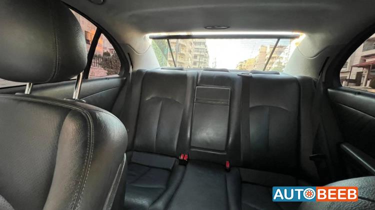 Mercedes Benz E200 2003