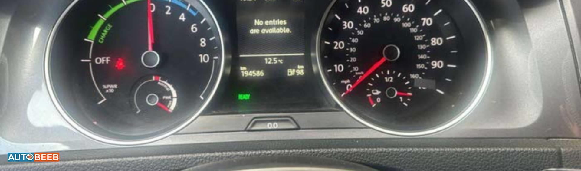 فولكس فاجن E-جولف 2015