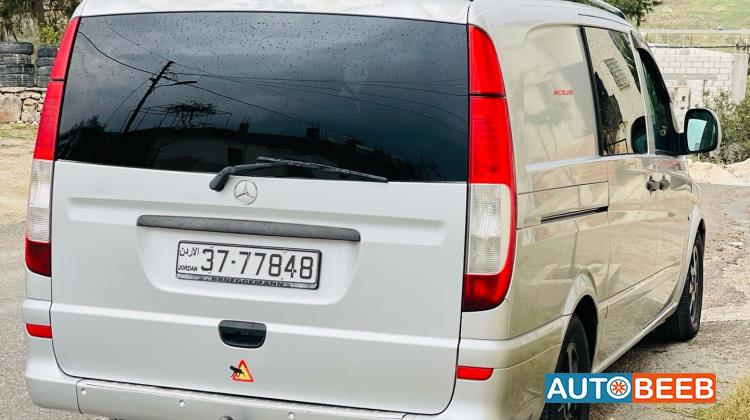 ميني فان مرسيدس بنز 2009