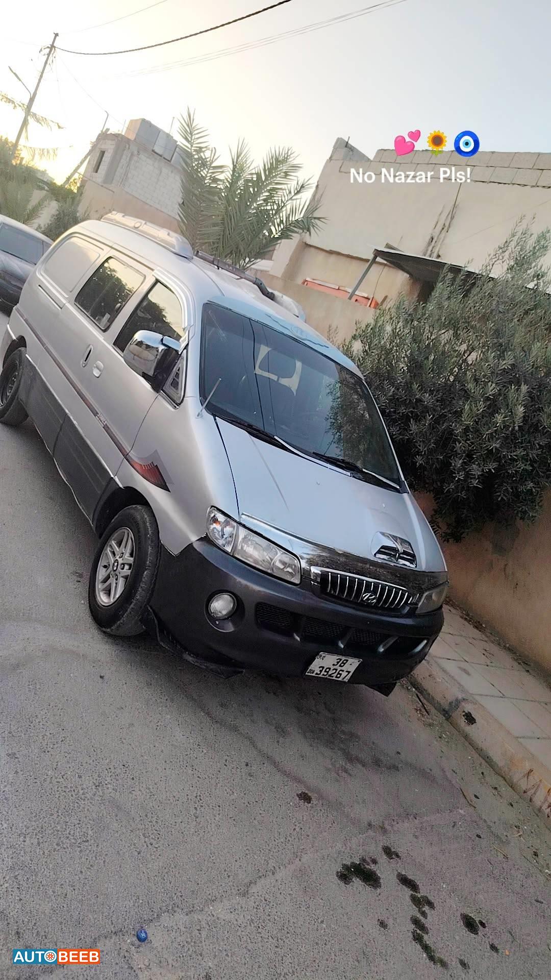 ميني باص هيونداي 2003