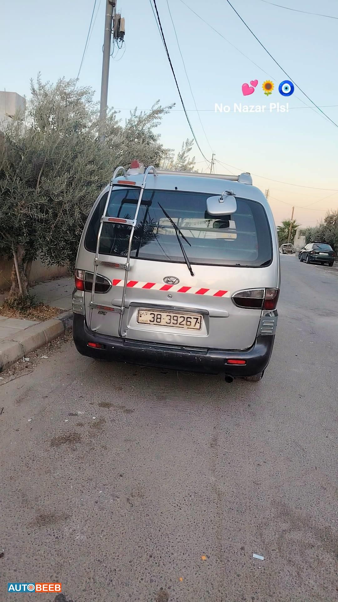 ميني باص هيونداي 2003