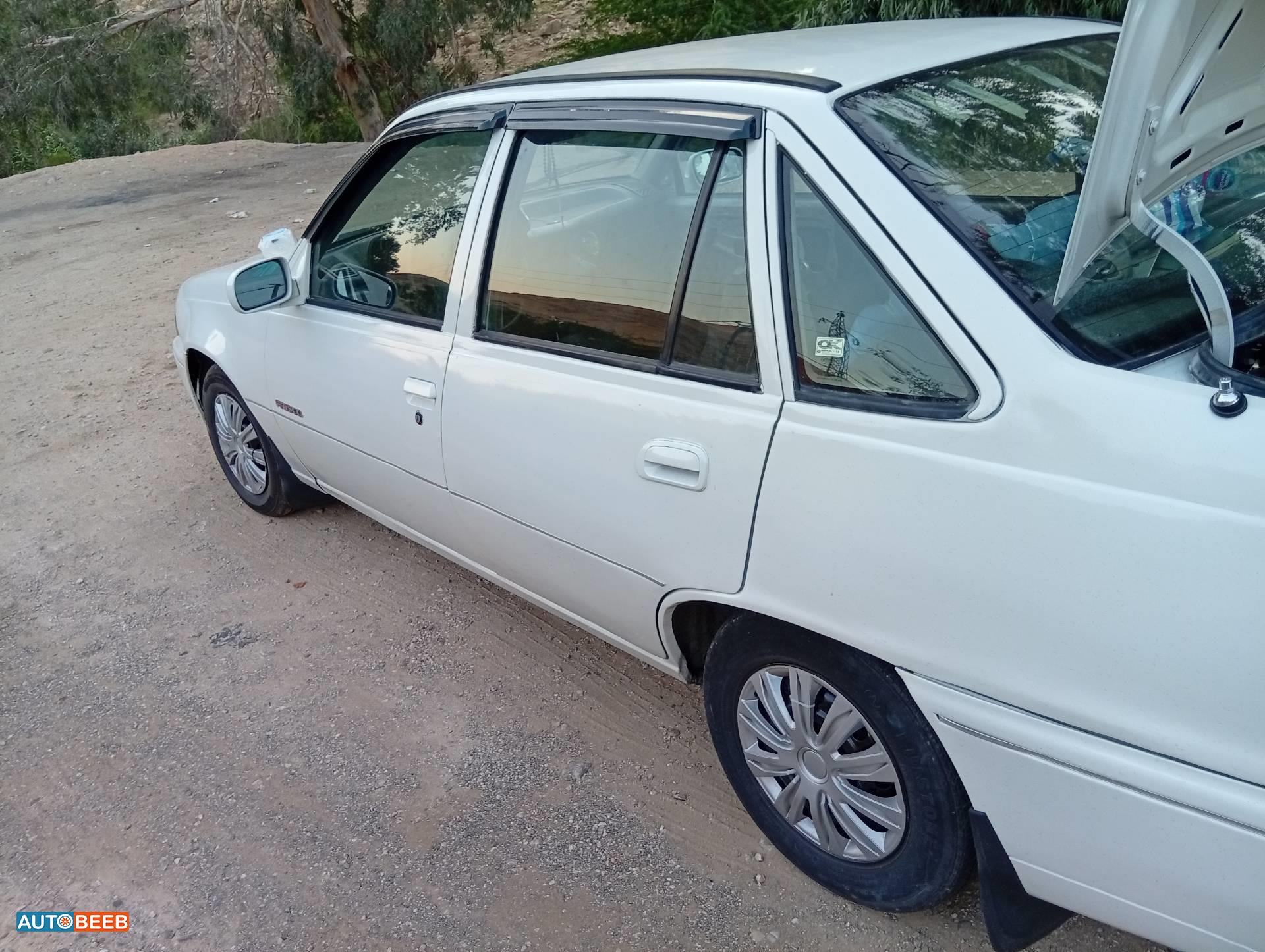 Daewoo  1995