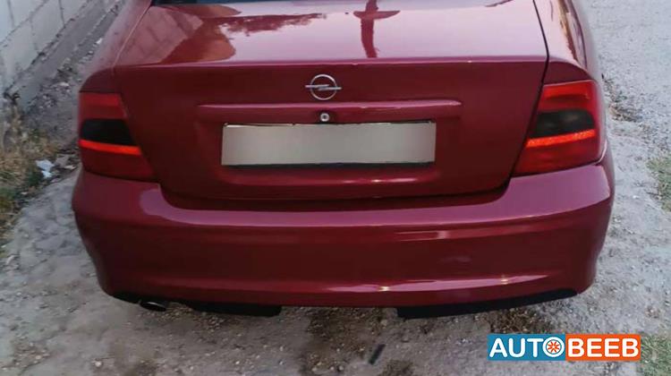 اوبل فيكترا 1997