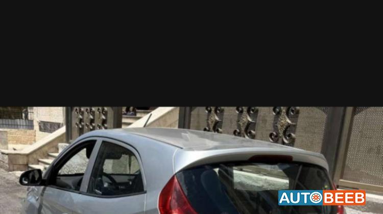 هيونداي ايون 2013