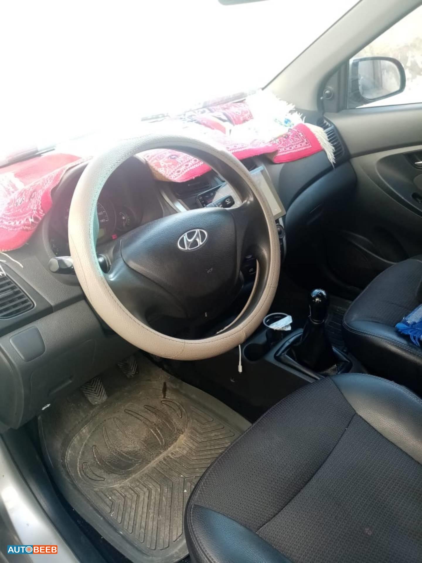 هيونداي ايون 2013