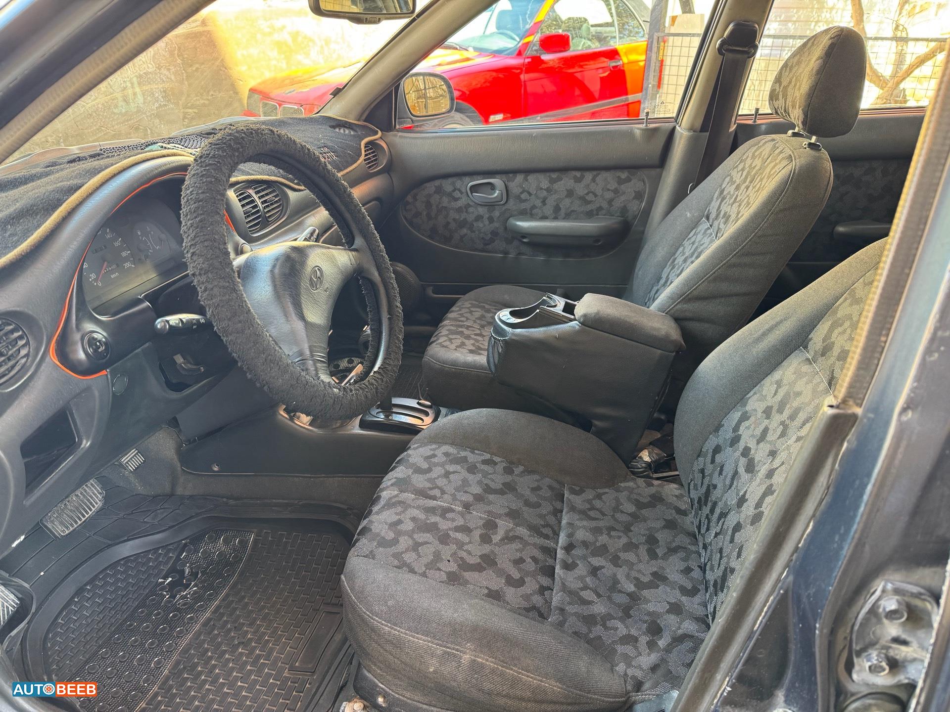 هيونداي اكسنت 1996