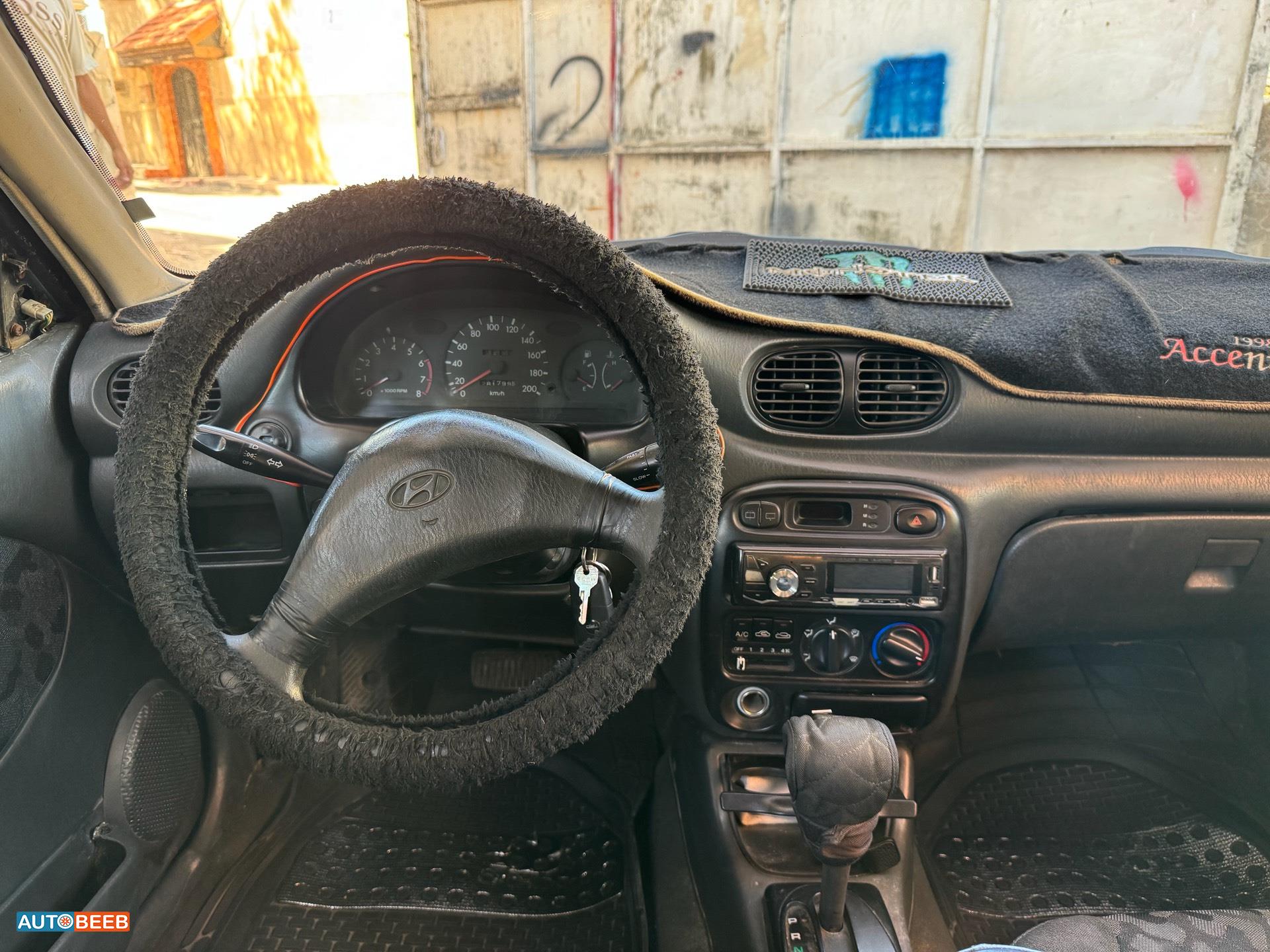 هيونداي اكسنت 1996