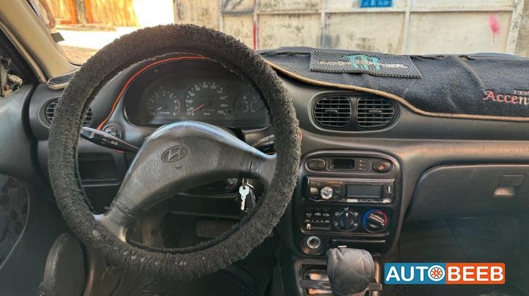 هيونداي اكسنت 1996