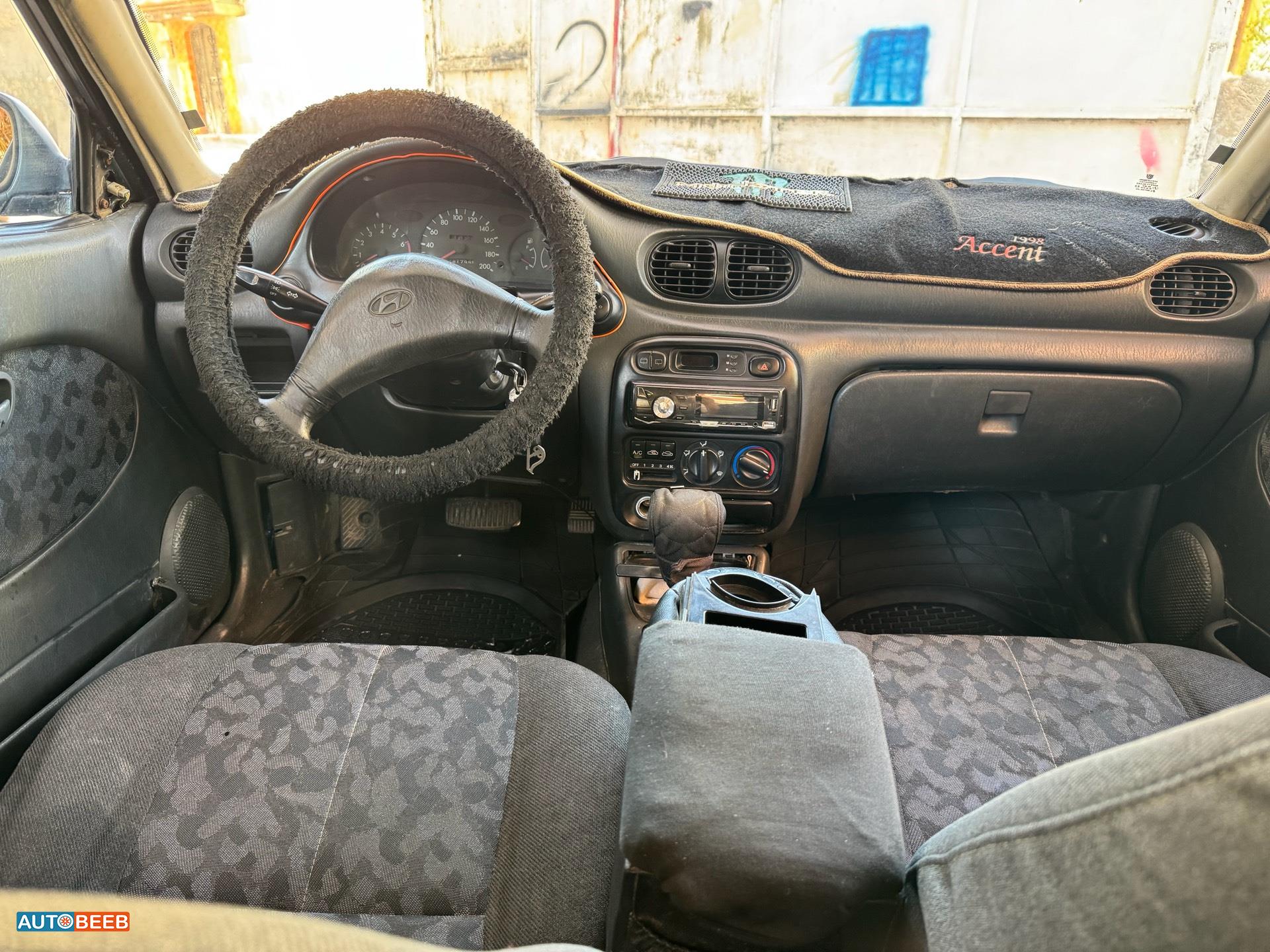 هيونداي اكسنت 1996