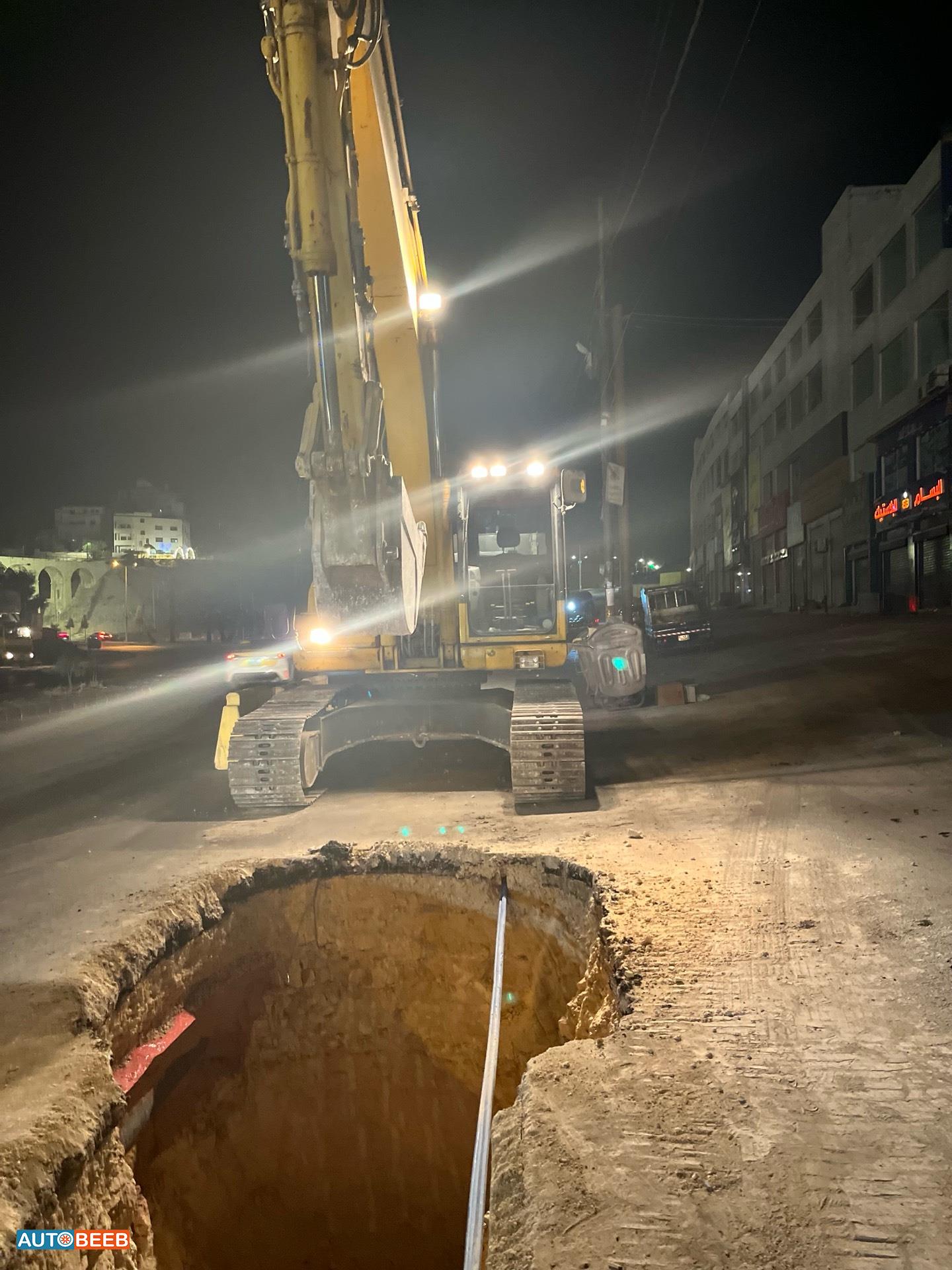 Tracked Excavator Komatsu 2026