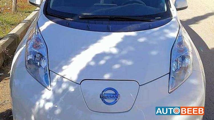 نيسان ليف 2017