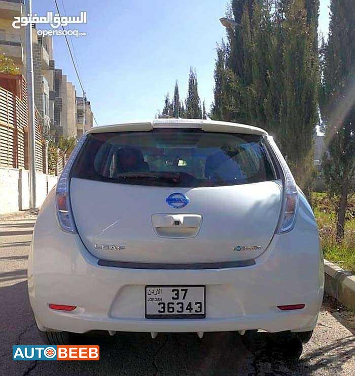 نيسان ليف 2017