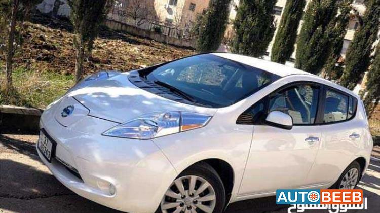 نيسان ليف 2017