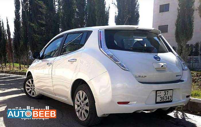 نيسان ليف 2017