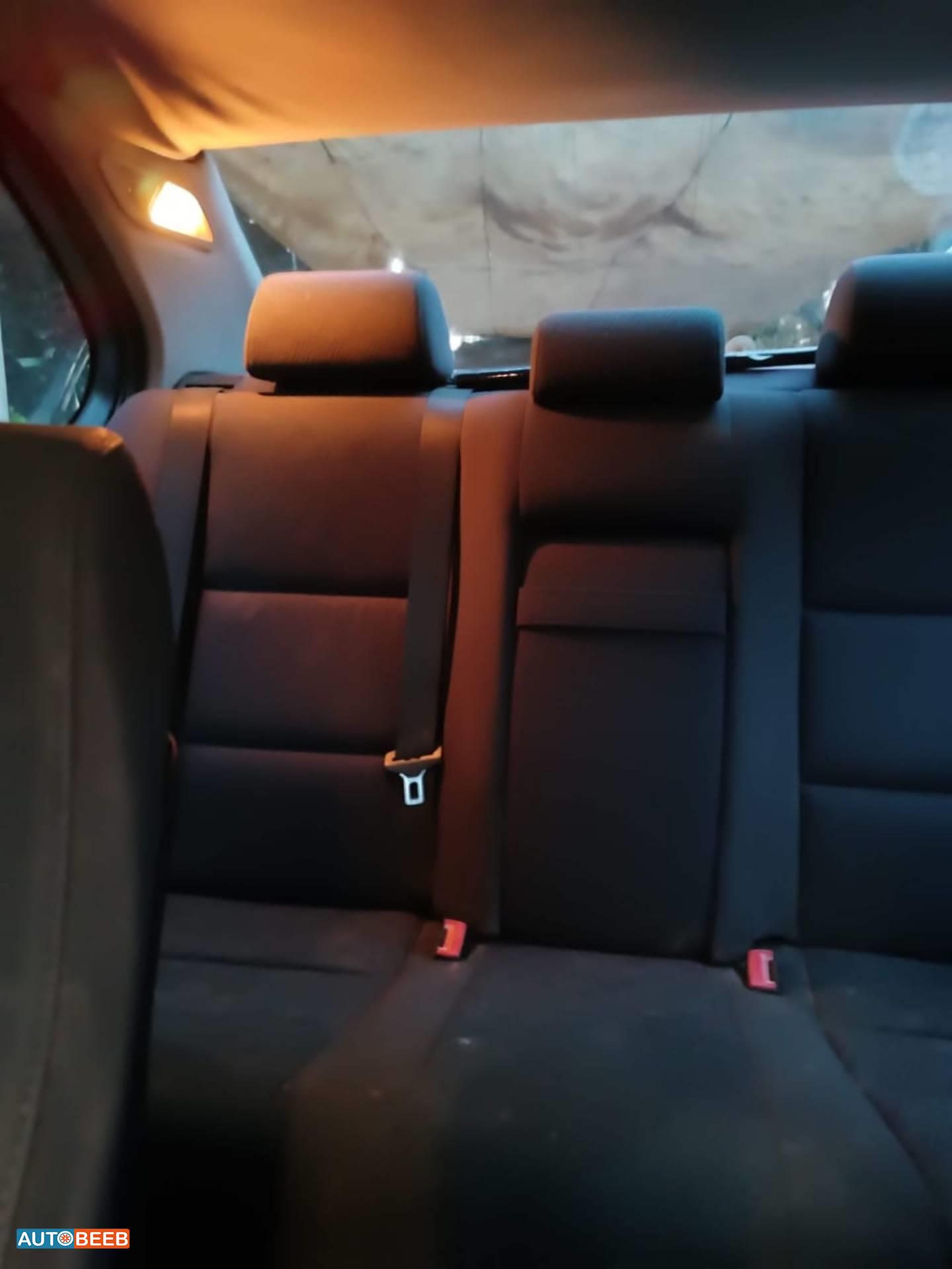 بي ام دبليو 520 2000