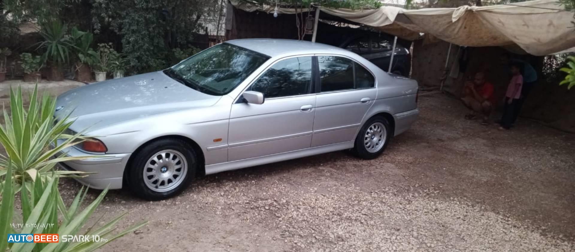 بي ام دبليو 520 2000