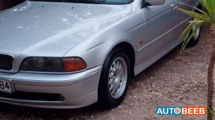 بي ام دبليو 520 2000