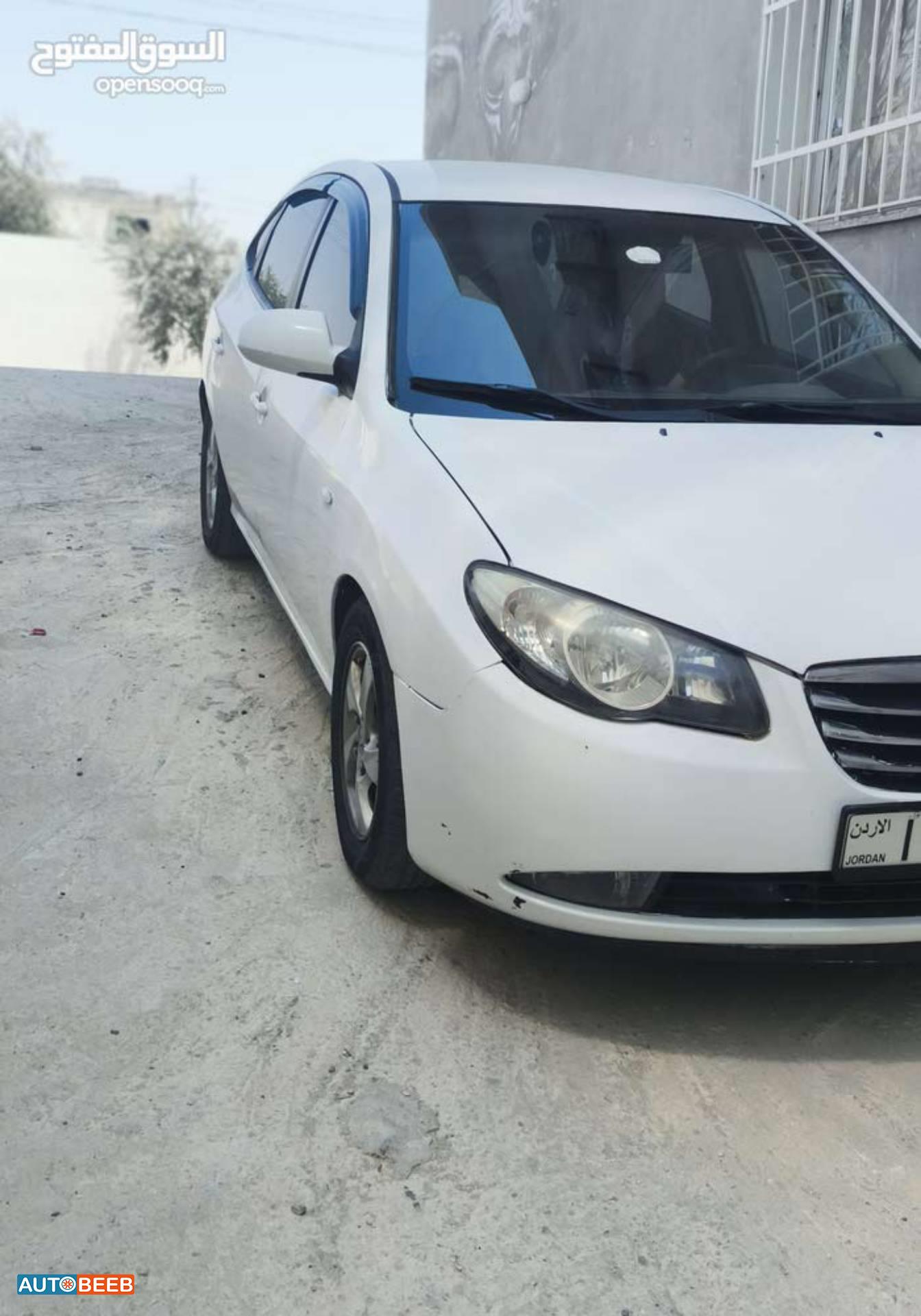 هيونداي افانتي 2010