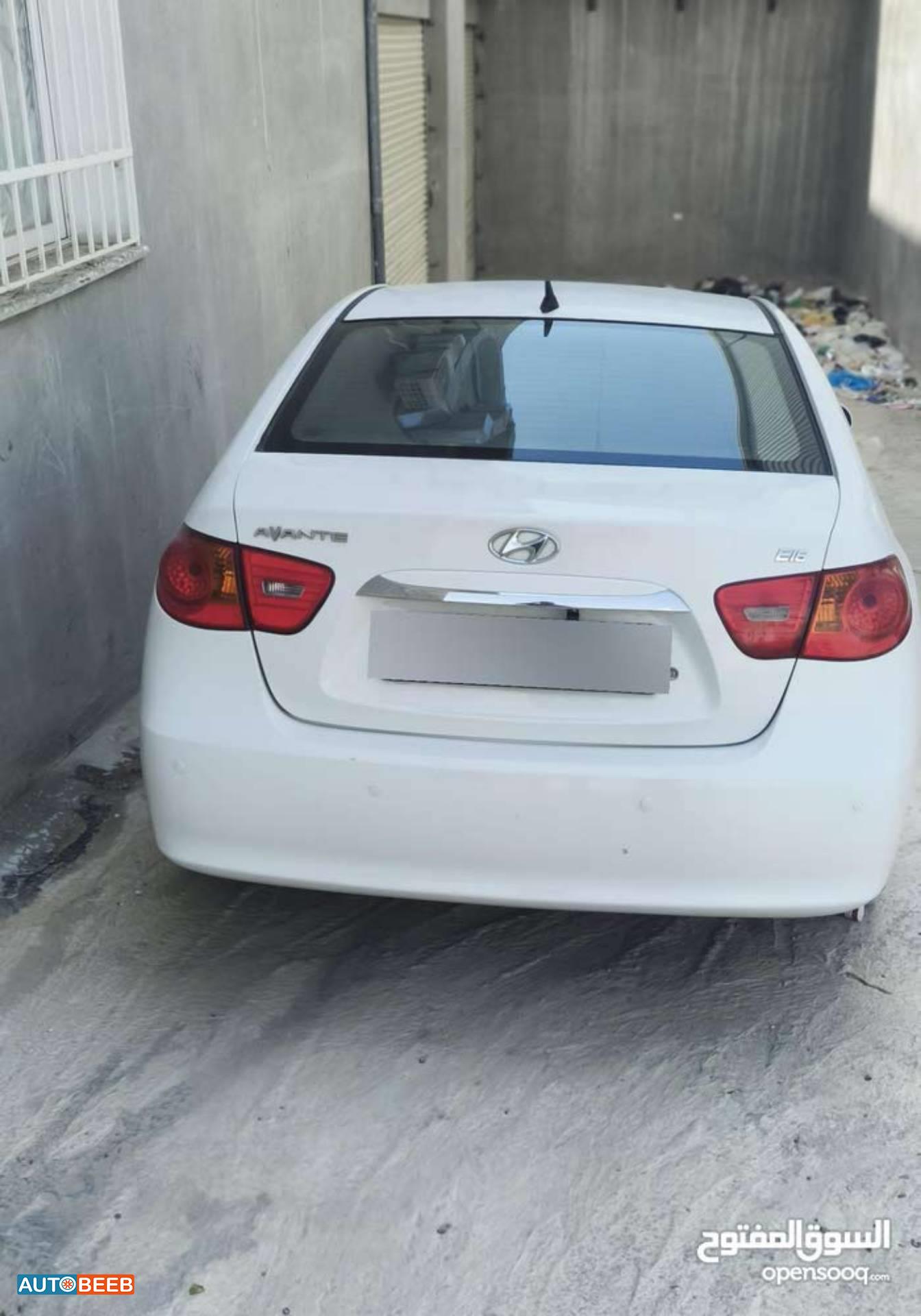 هيونداي افانتي 2010