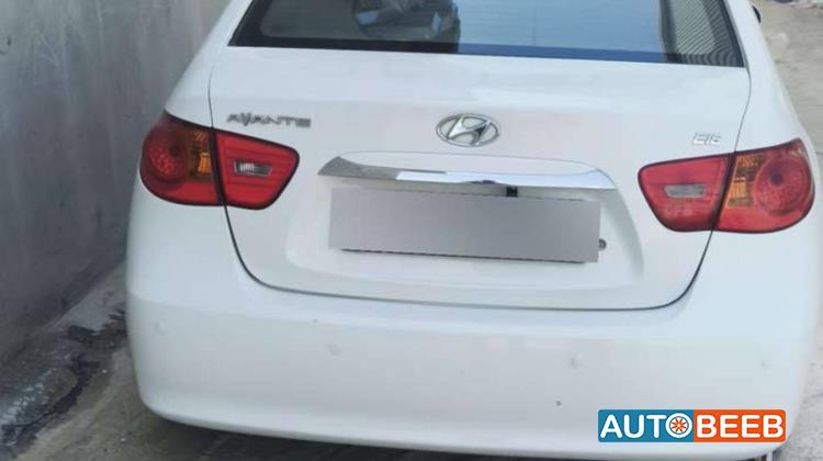 هيونداي افانتي 2010