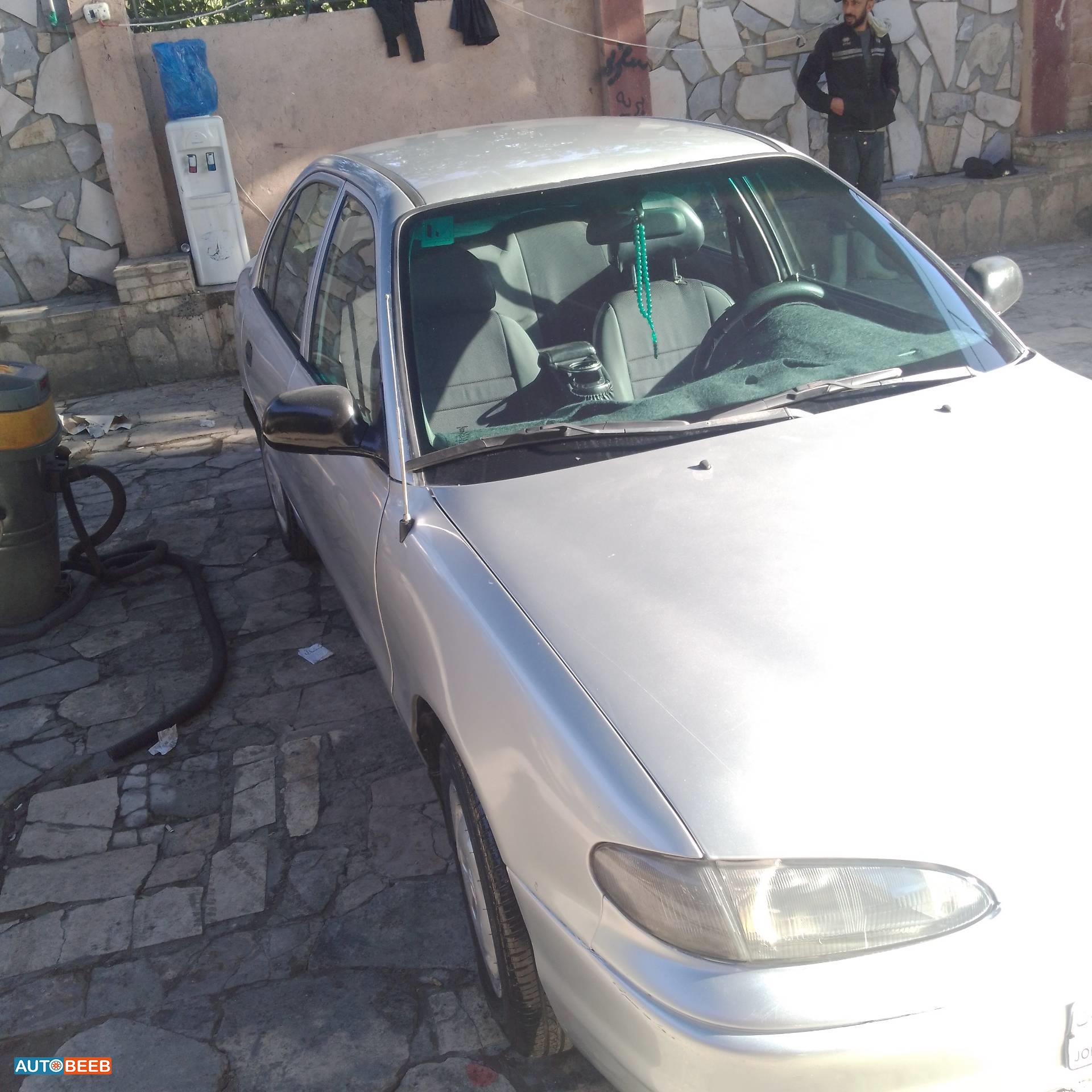 هيونداي اكسنت 1995