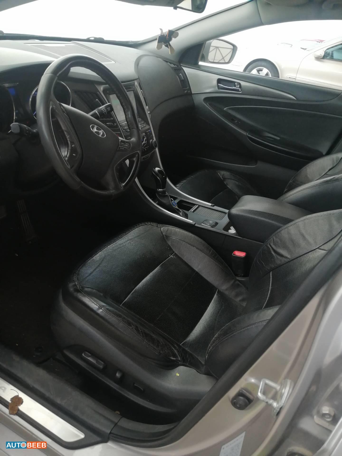 هيونداي سوناتا 2012