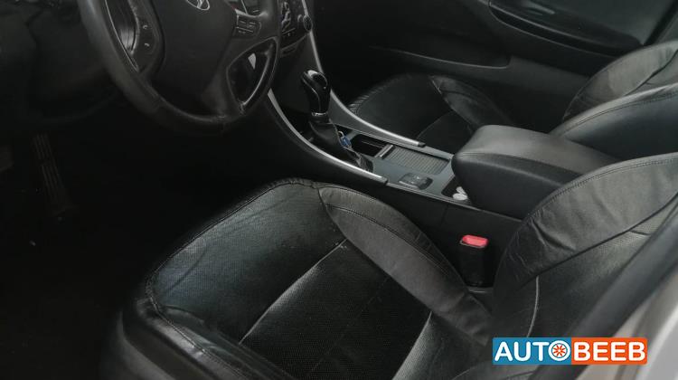 هيونداي سوناتا 2012