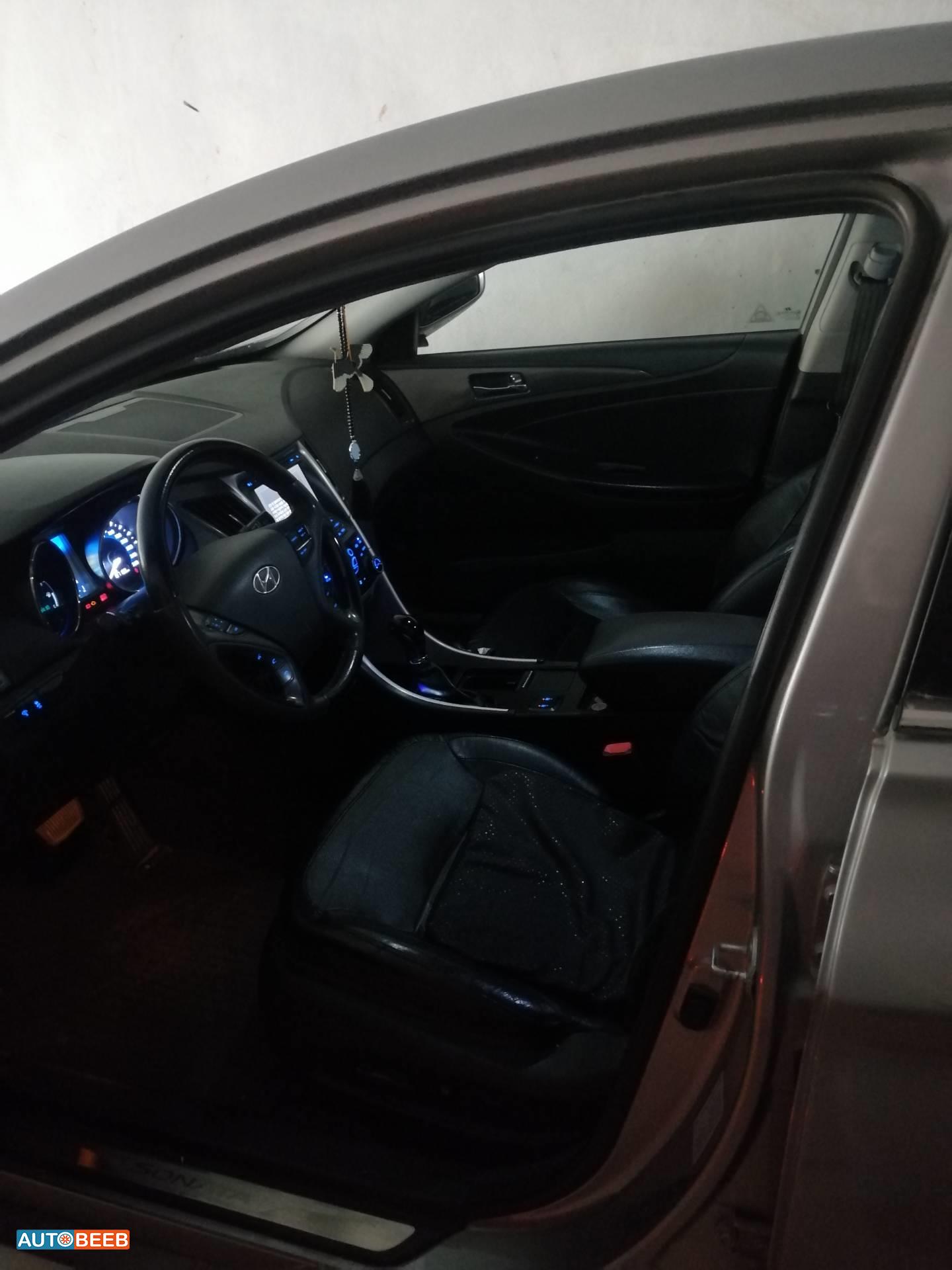 هيونداي سوناتا 2012