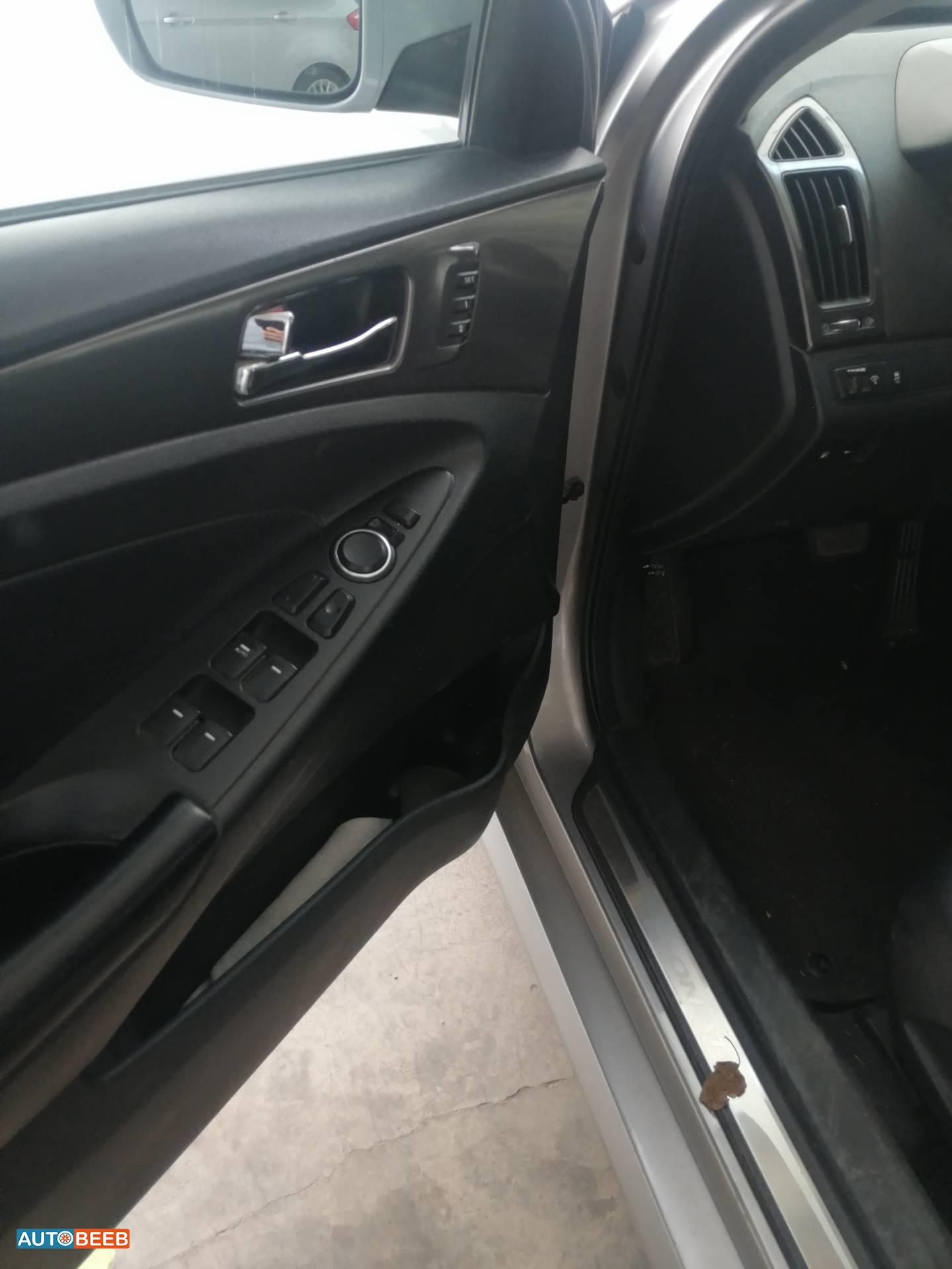 هيونداي سوناتا 2012