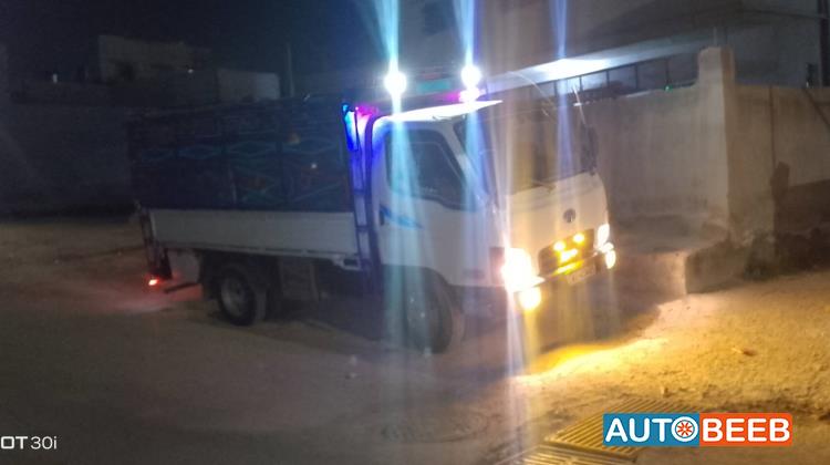 صندوق هيونداي 2005