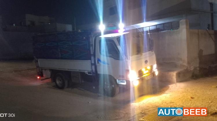 صندوق هيونداي 2005