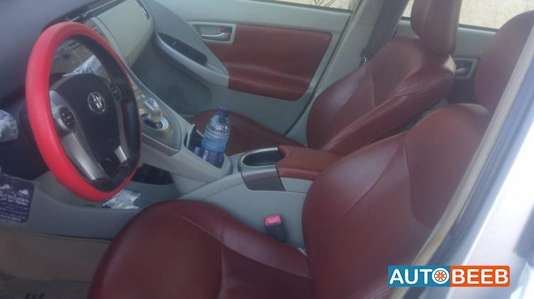 Toyota Prius 2013