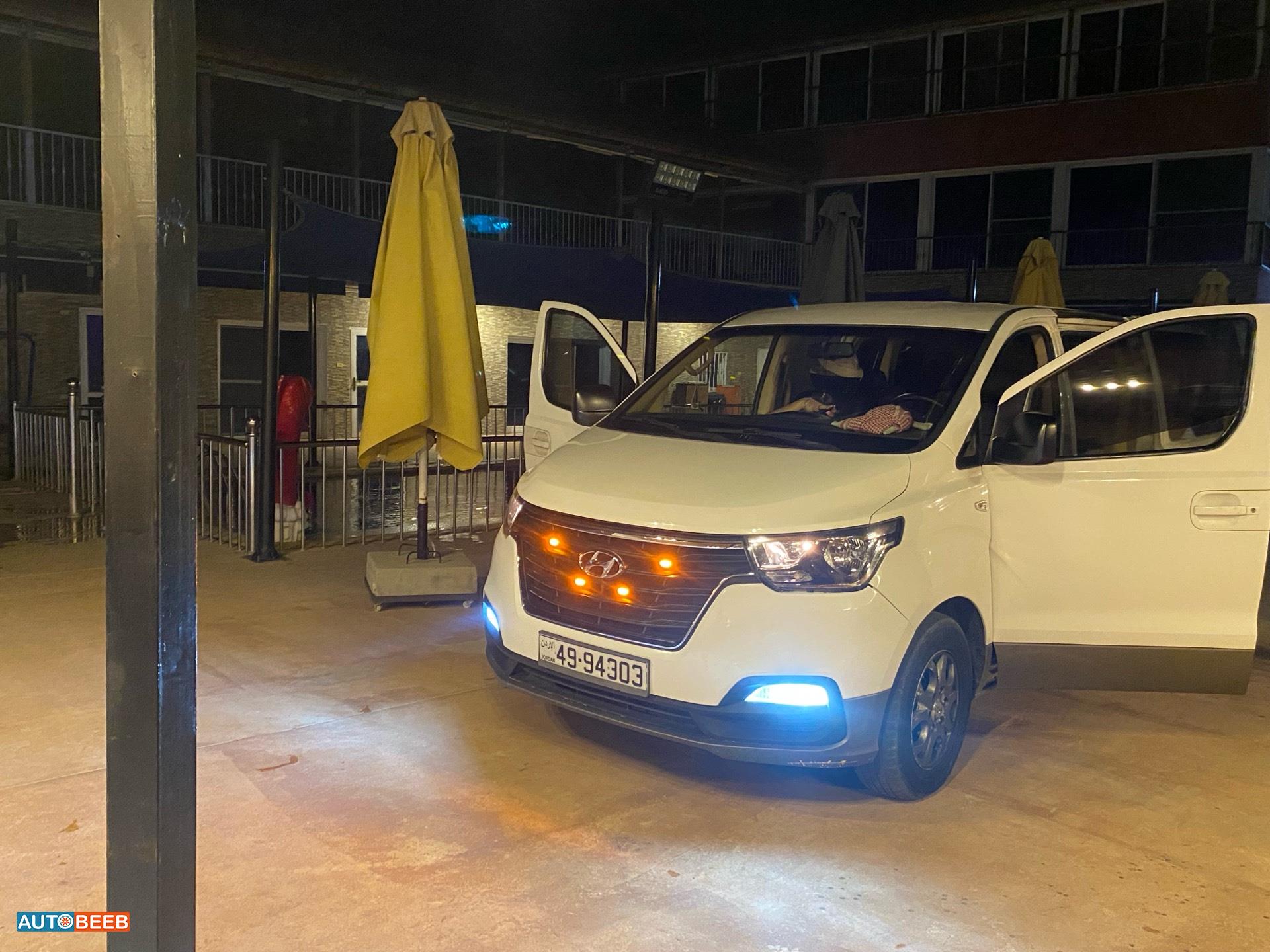 ميني باص هيونداي 2014