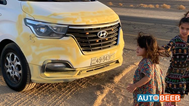 ميني باص هيونداي 2014