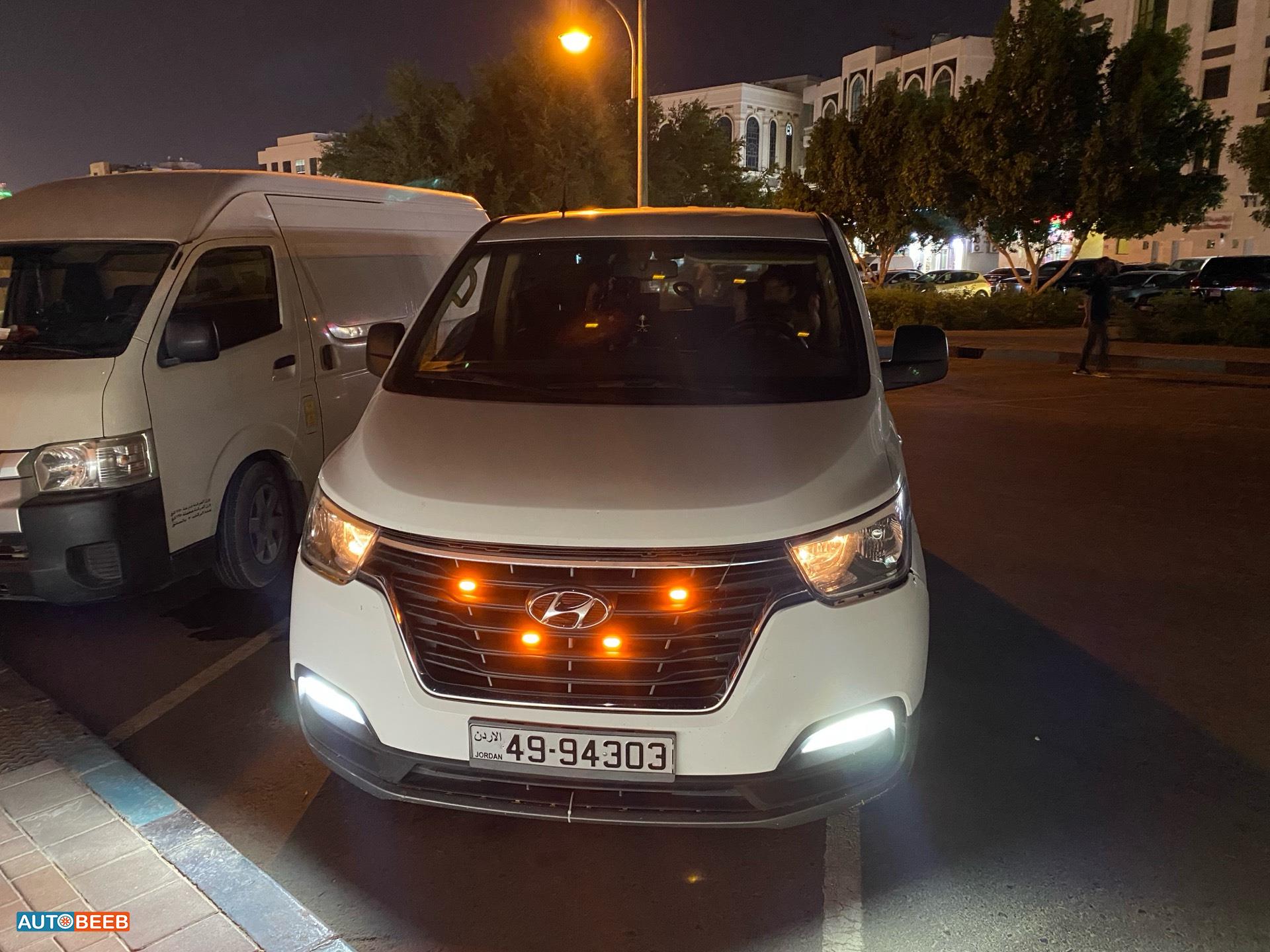 ميني باص هيونداي 2014