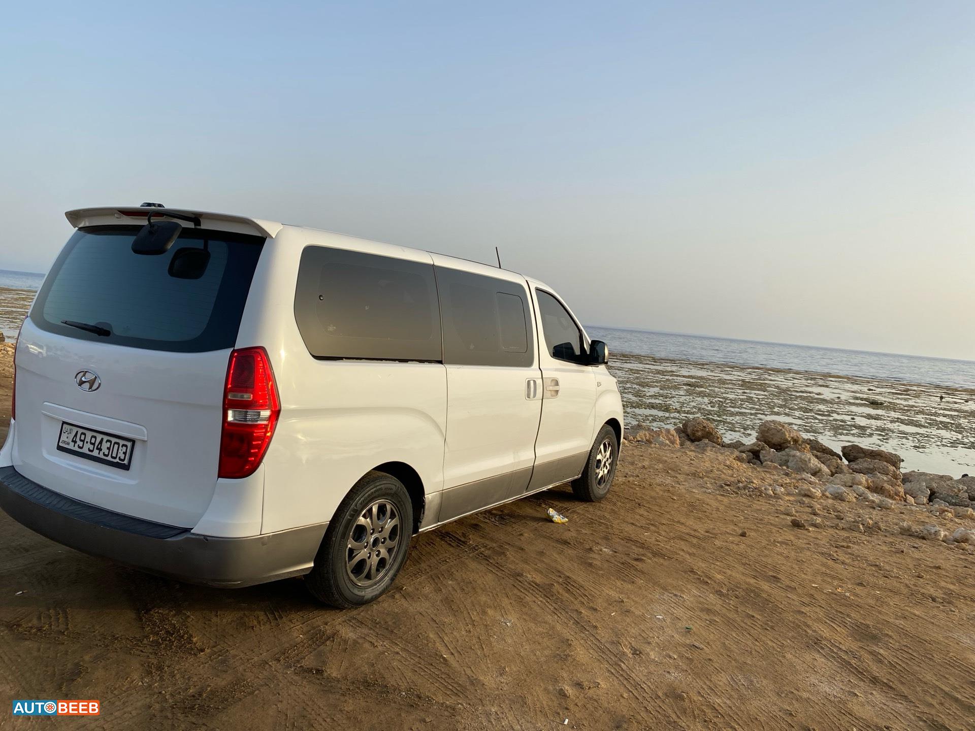 ميني باص هيونداي 2014